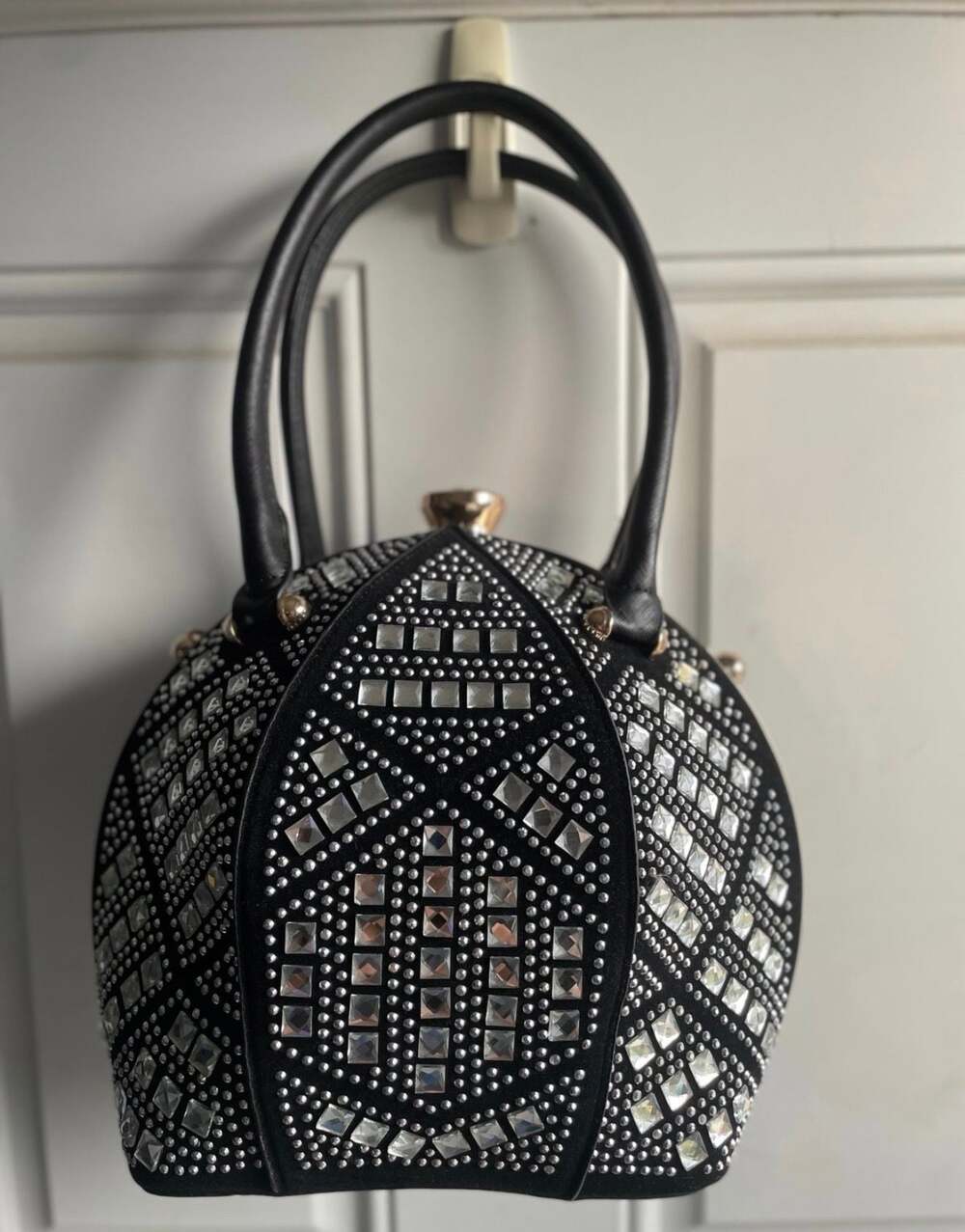 Mezon Rhinestone Jewel-Top Round Frame Satchel